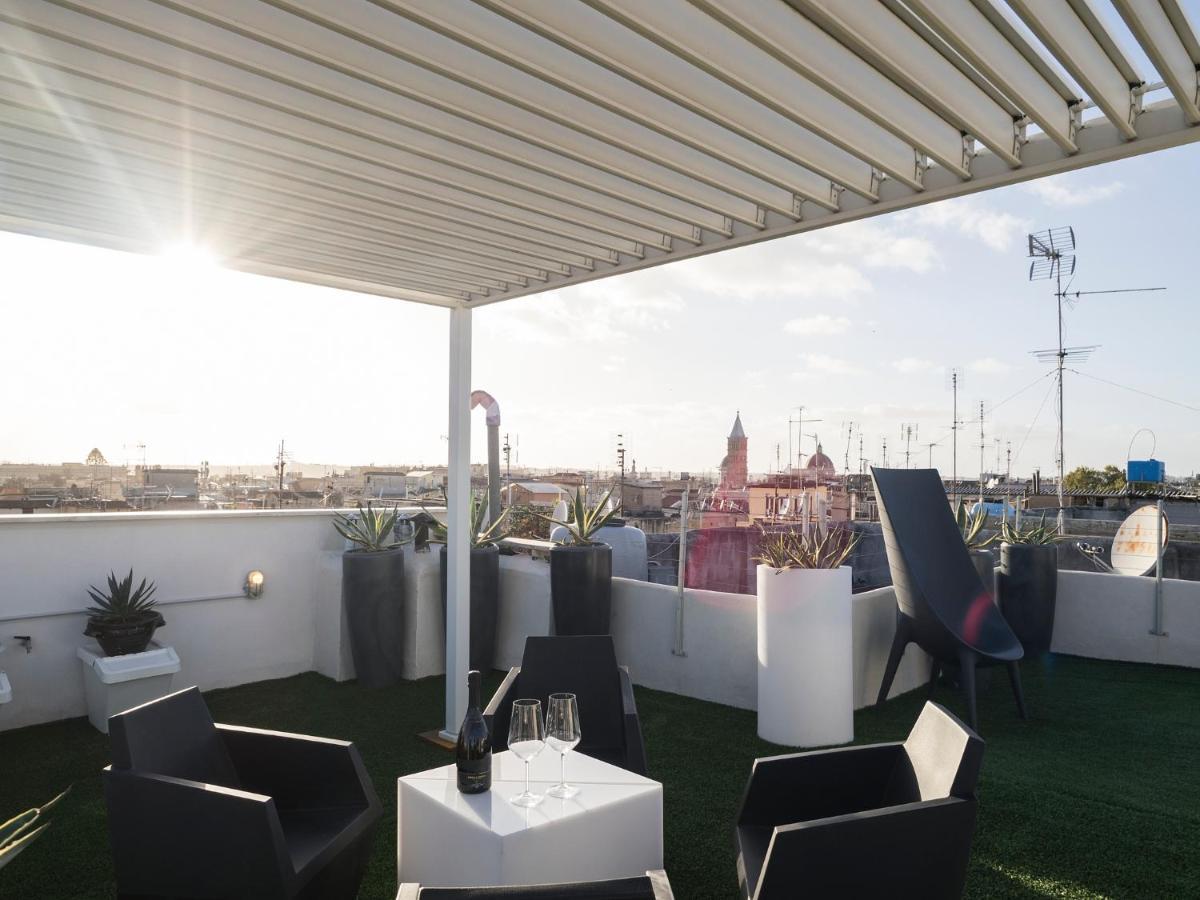 Amazing View Of Free Wi-fi & Netflix Rome
